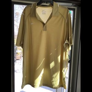 NWT men’s Nike short sleeve mustard color shirt size XL